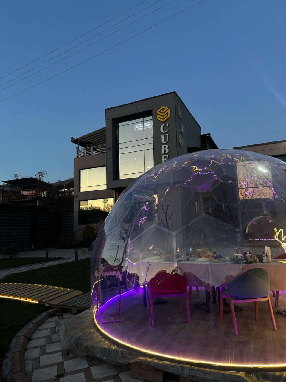 Cube House Osh Hotel Kültér fotó