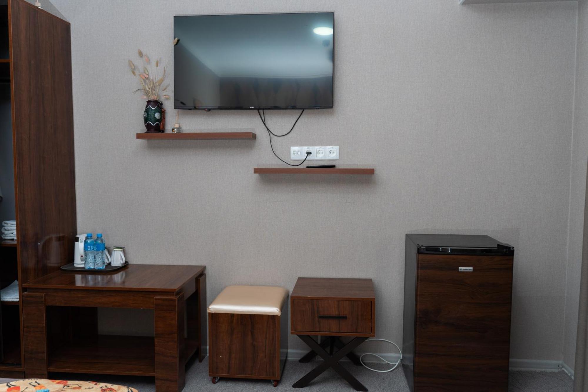 Cube House Osh Hotel Kültér fotó